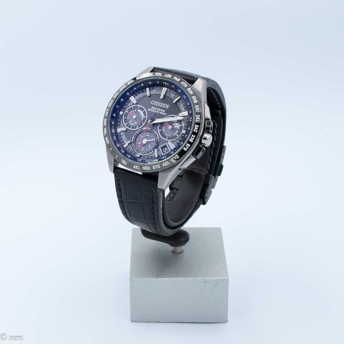 Zegarek męski Citizen Eco- Drive Satellite Wave  CC9015-03E