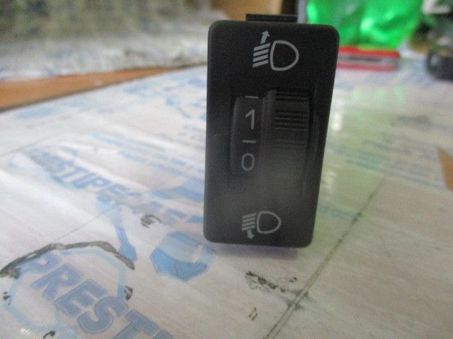 Botão / interruptor de luzes CITROËN C3 II (SC_)
