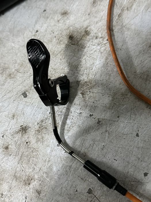 Espigão de selim telescópico PRO Tharsis 3 Five cablagem interna preto