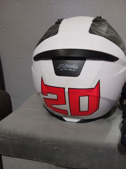 Capacete HJC S e casaco M