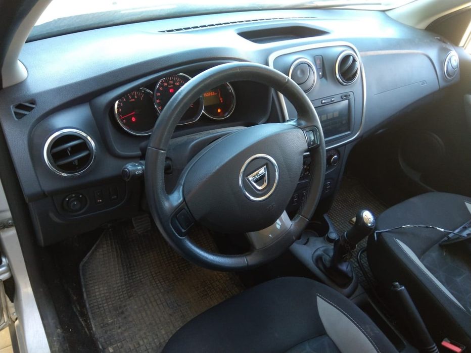 DACIA SANDERO II - 2014 - Para Peças