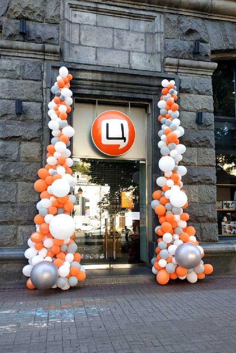 Оформлення повітряними кульками, арки, гірлянди з кульок Київ