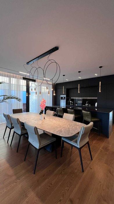 Продажа одноэтажного дома с бассейном и ремонтом в Сосновом Береге.