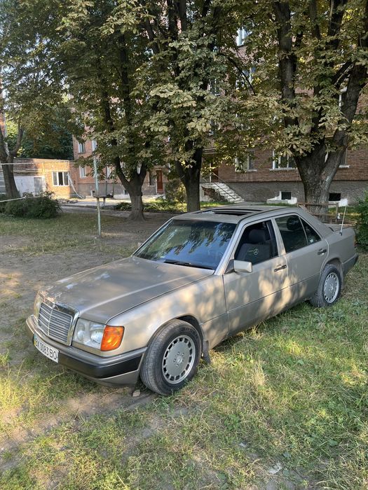 Продам Мерседес 124.Е 230