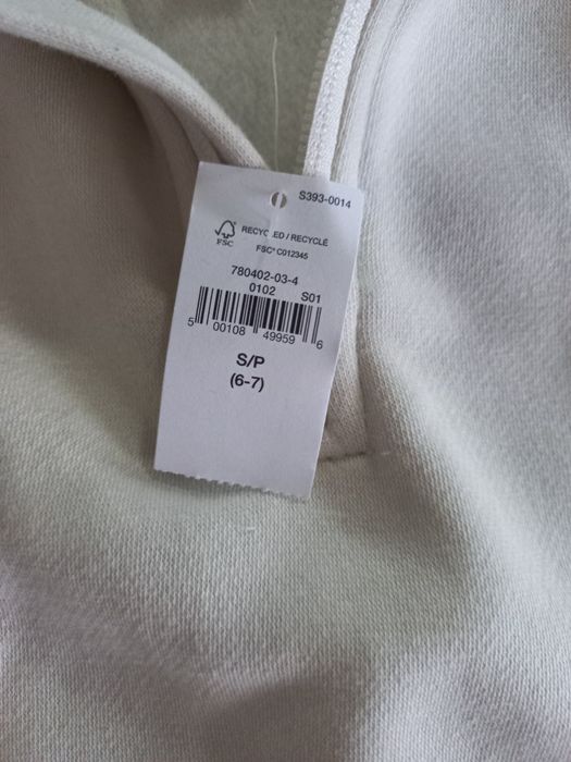 Camisola GAP branca 6/7 anos menino