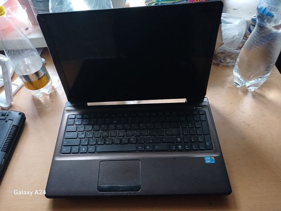 Продам ноутбук asus A52J