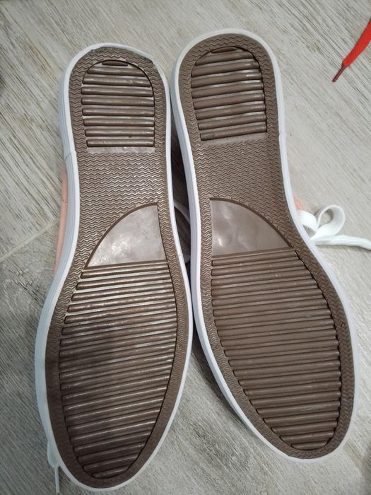 Buty trampki,snakersy na grugmbej podeszwie Vty 41