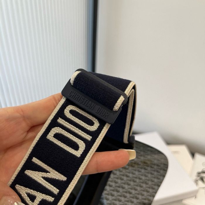 Daszki firmy Christian Dior