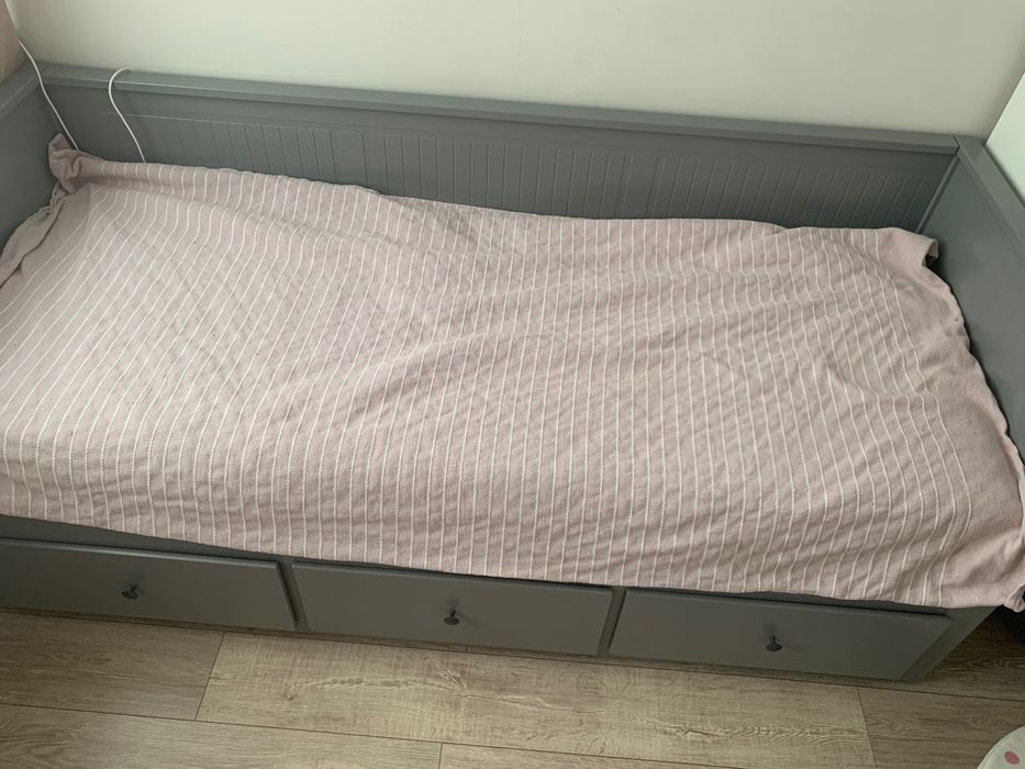 Łóżko Ikea Hemnes