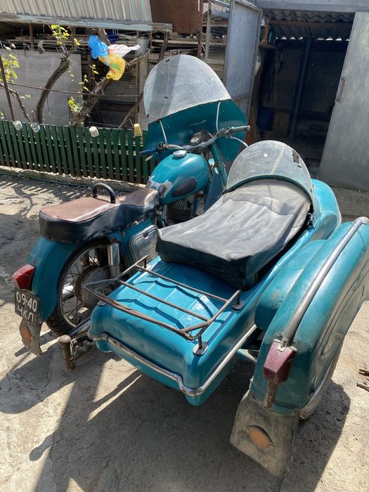 Продаэться мотоцикл иж-56