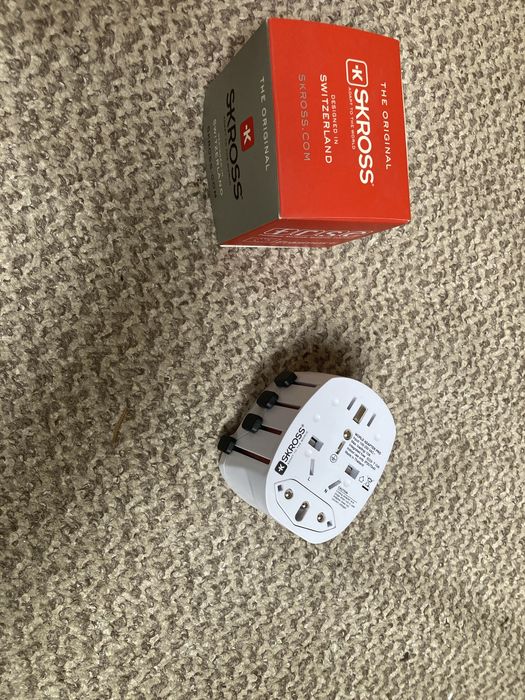Adapter Skross Pro