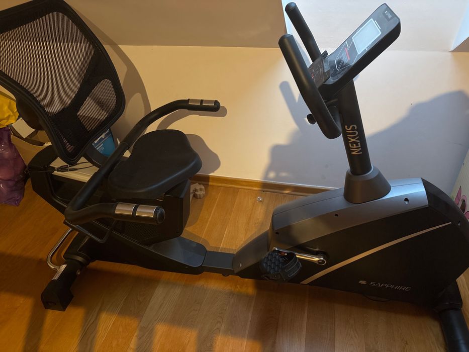 Rower stacjonarny poziomy