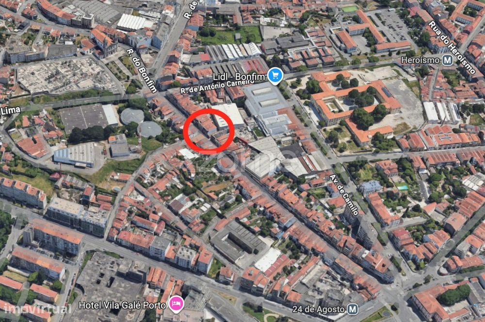 Apartamento T1 na rua do Bonfim