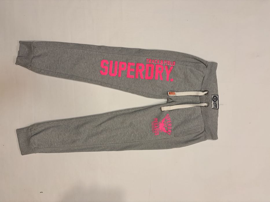 Superdry spodnie dresowe roz,M/S/38,36 sportowe,przejściowe