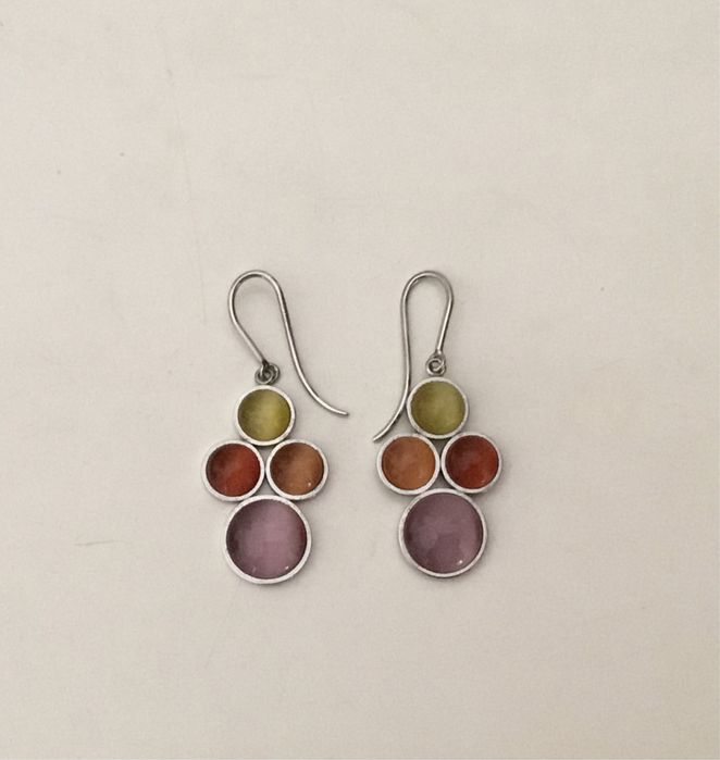 Brincos swatch coloridos