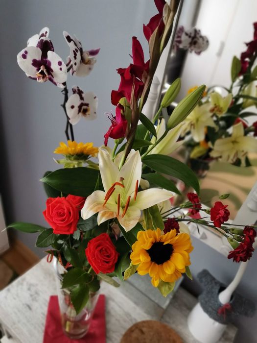 Huawei Nova 10 SE - stan b. dobry