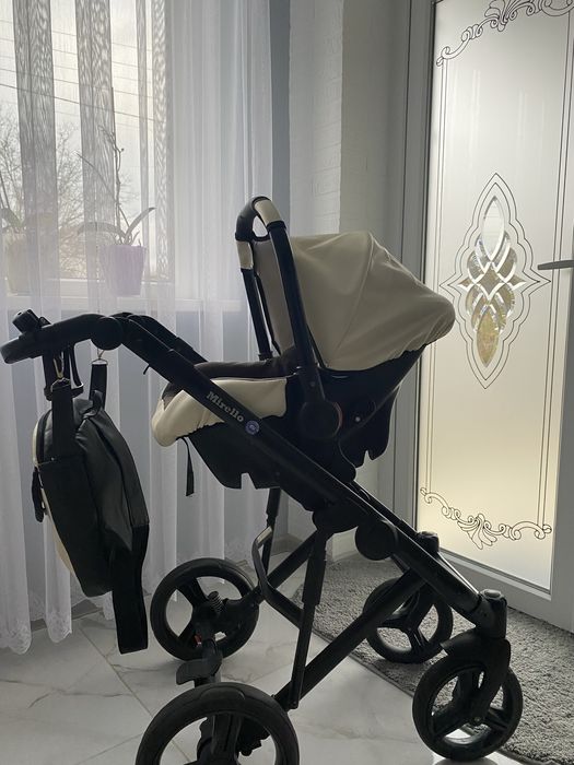 Дитяча коляска ,