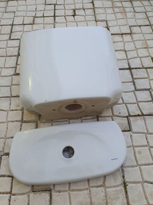 Autoclismo madalena branco,sem interior.