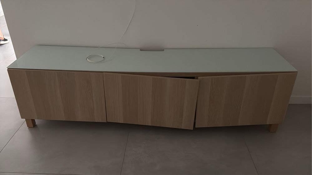 Movel TV IKEA (Besta)