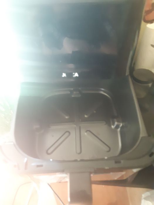 Air Fryer Jocca com algum uso