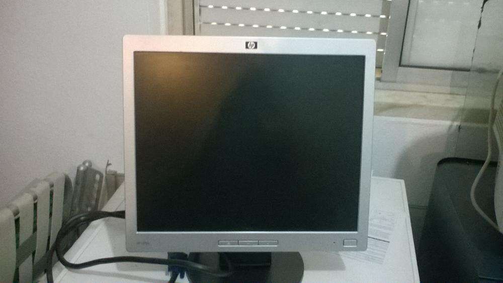 HP LCD Monitors and Others64739229520001120