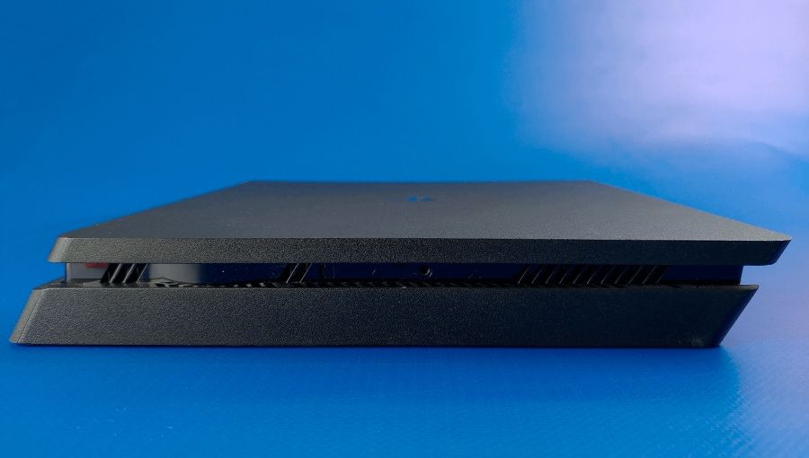 PlayStation 4 slim 1TB