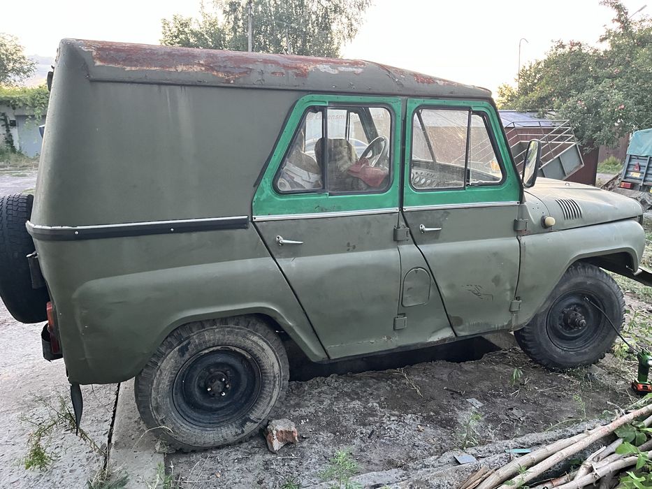 УАЗ 469 продам..