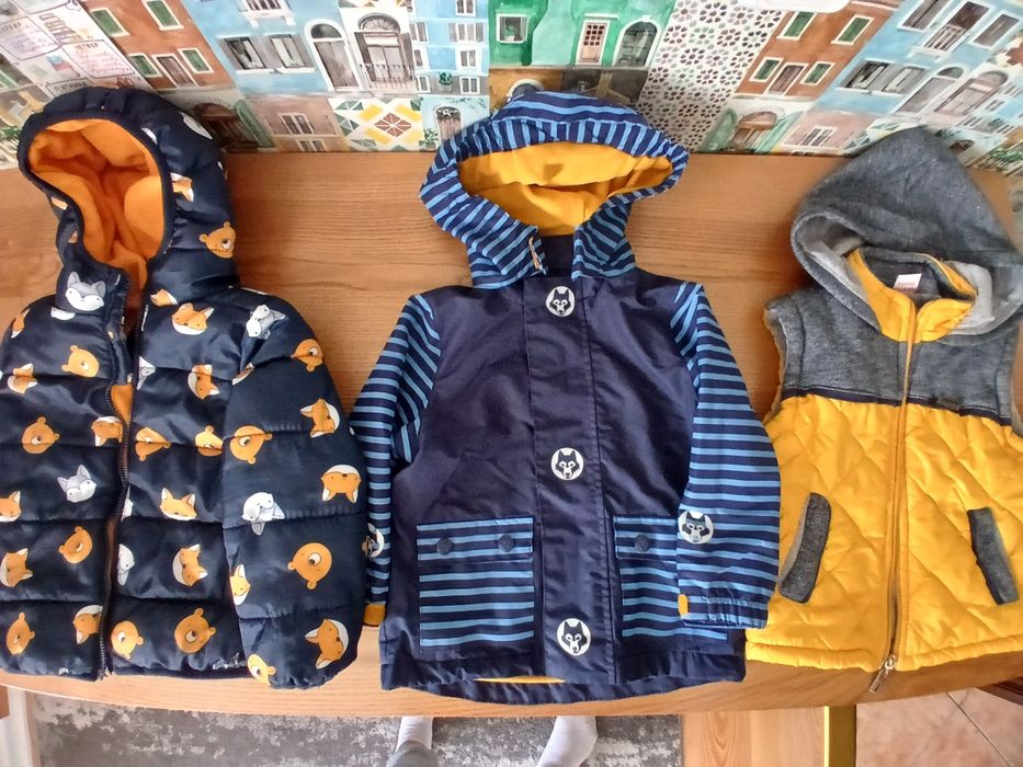 Куртка курточка безрукавка демісезонна куртка