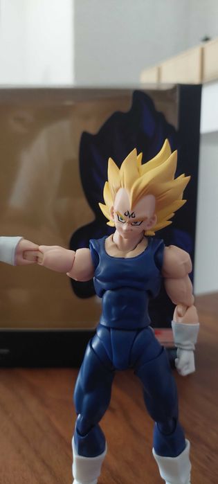 Dragon Ball S.H.Figuarts Várias