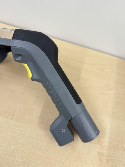 Saawka tapicerki rękojeść odkurzacza Karcher Puzzi 8/1 10/1 bez zaworu