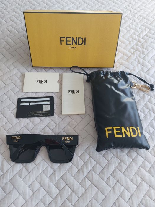 Okulary przeciwsłoneczne FENDI-nowe