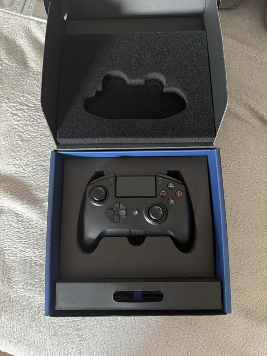 Kontroler Razer Raiju Tournament Ed. PS4