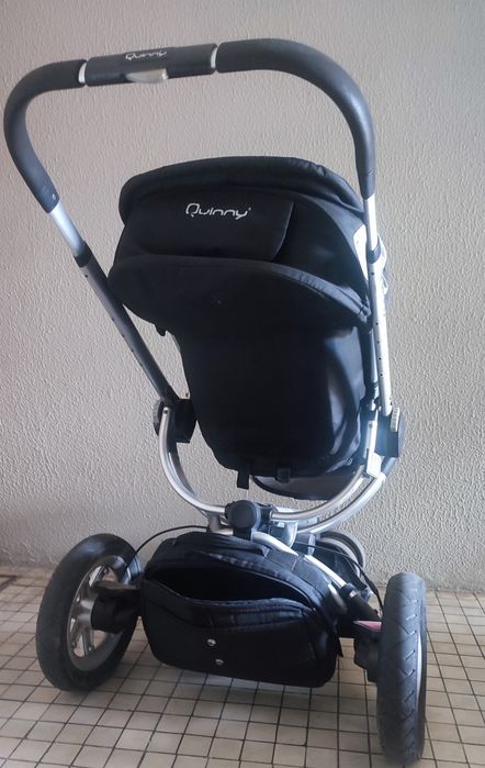 Carrinho de bebé Quinny