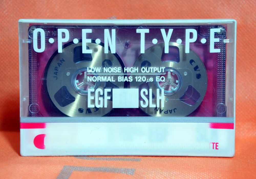 Аудио кассета с катушками бобинками EAGLE National LASER TEAC: 1