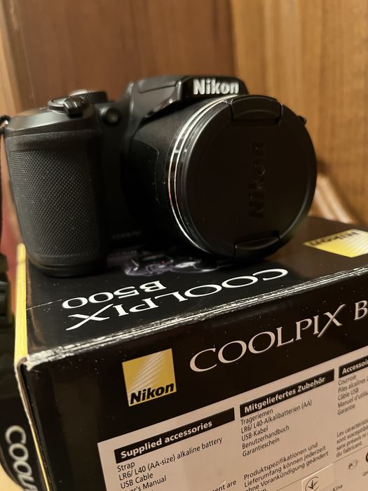 Продається фотоапарат Nikon COOLPIX B500.