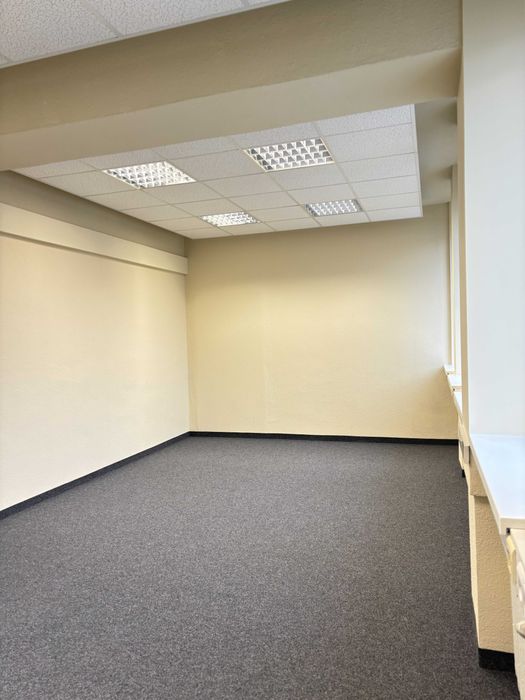 Wynajmę biuro 27,90 m2 Andrychów