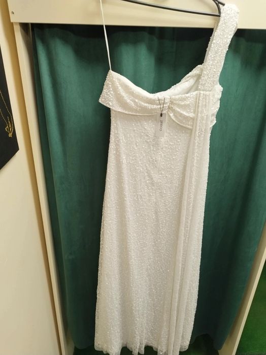 Cekinowa suknia NOWA