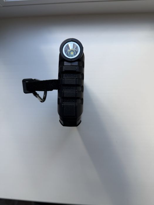 Продам повербанк сонячний 42800 mAh YD-819