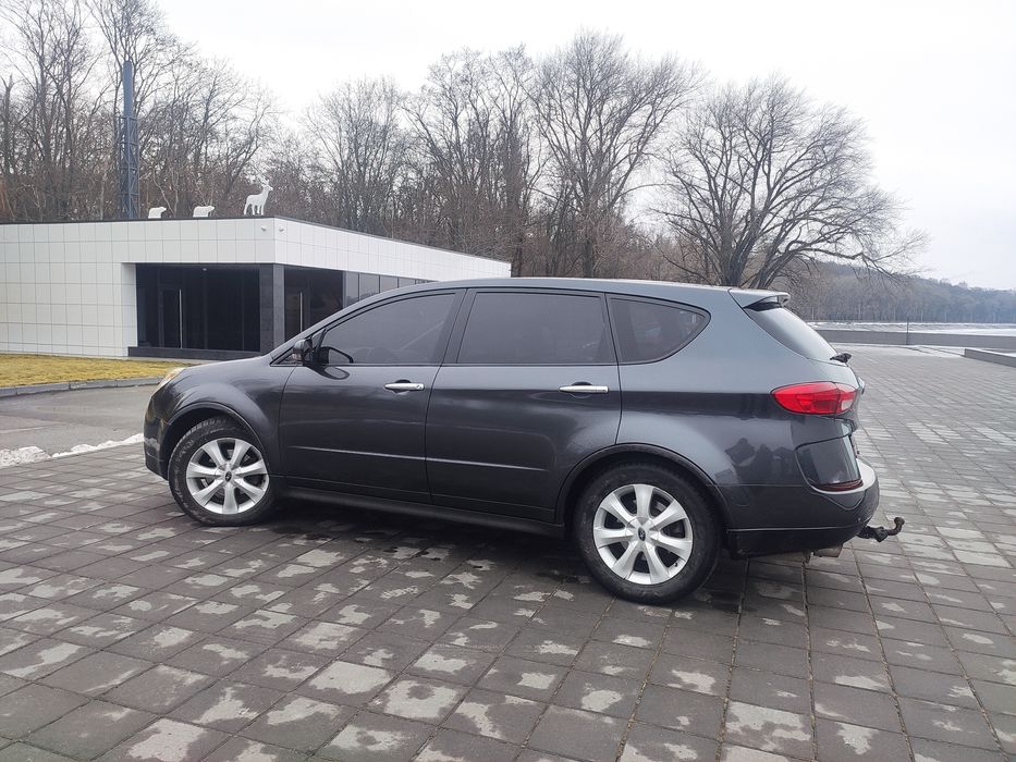 Продам Субару трибека