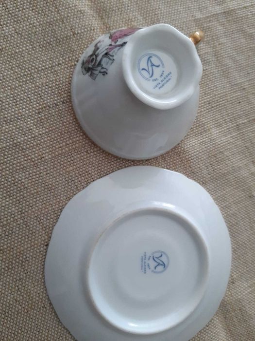 chávena de café da vista alegre