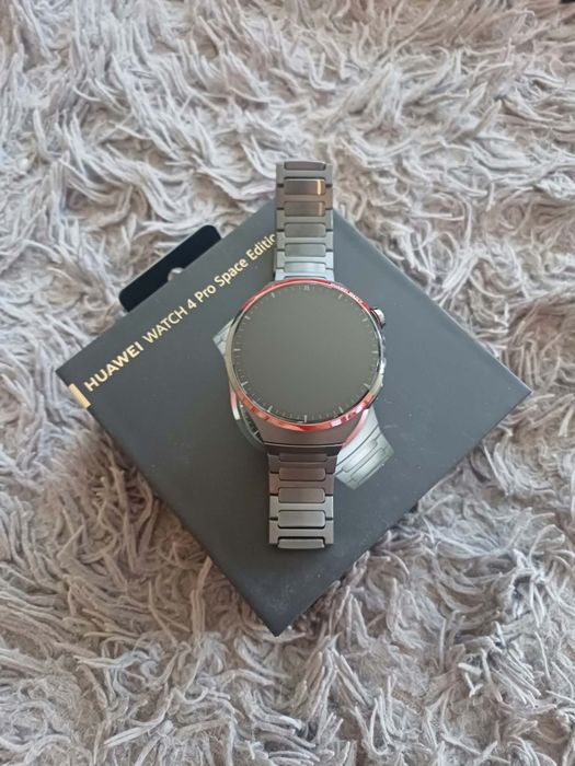 Huawei watch 4 pro space edition