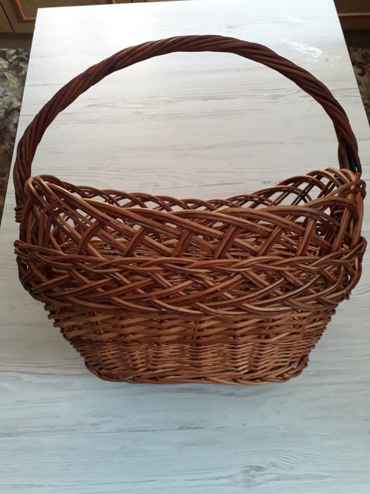 Продам корзину для пикника. Корзина пасхальная.