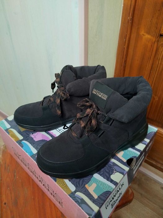 Skechers Glacial Ultra Trend Up, Жіночі кросівки 39р