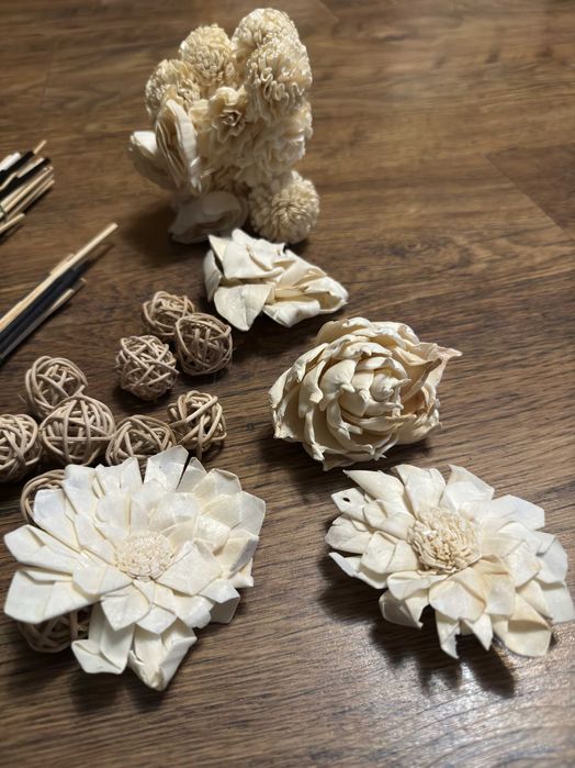 Patyczki i ozdoby rattanowe, czarne, beżowe, zapach