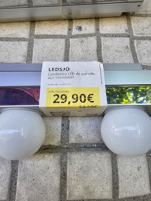 Calha com lâmpadas