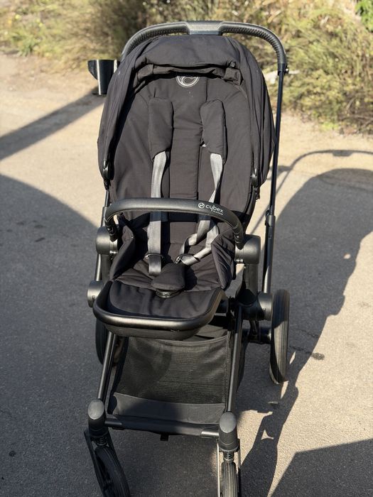 Продам Cybex Priam Platinum 2025 года
