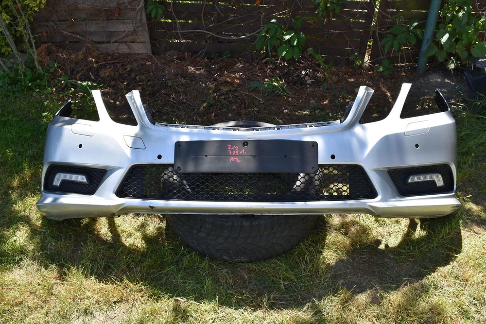 MERCEDES W212 AMG Zderzak Przedni Przód KPL lak 775