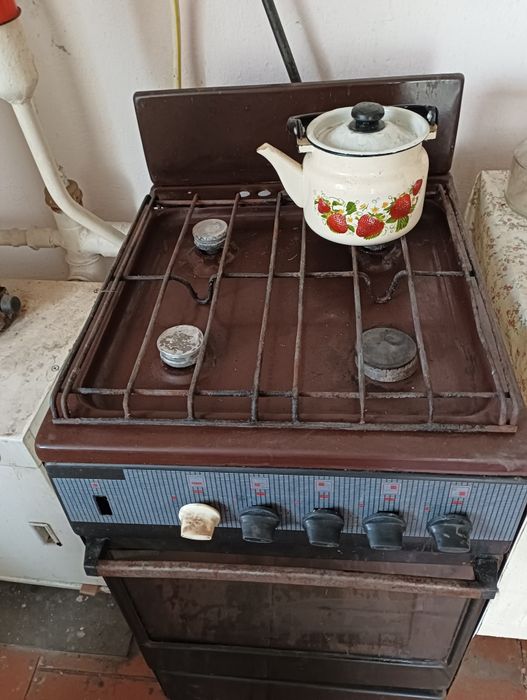 Газовая печь. Плита.