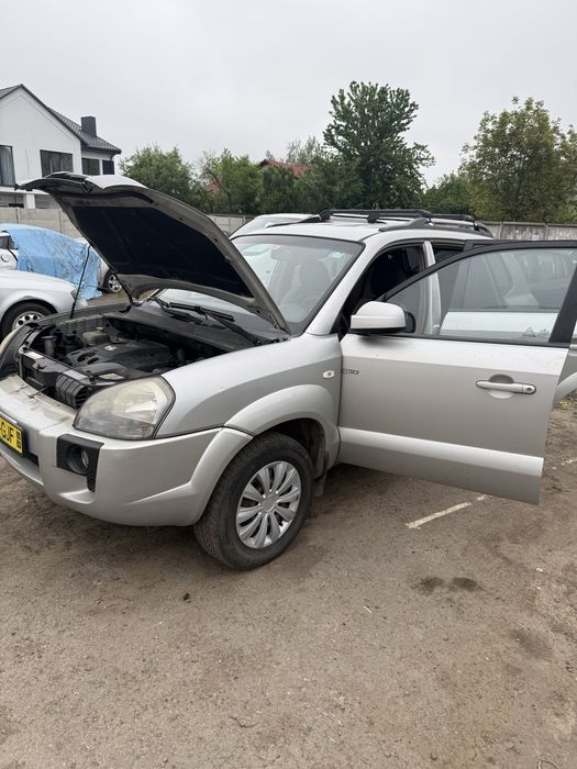 Hyundai Tucson 2008 2.0 дизель 4х4