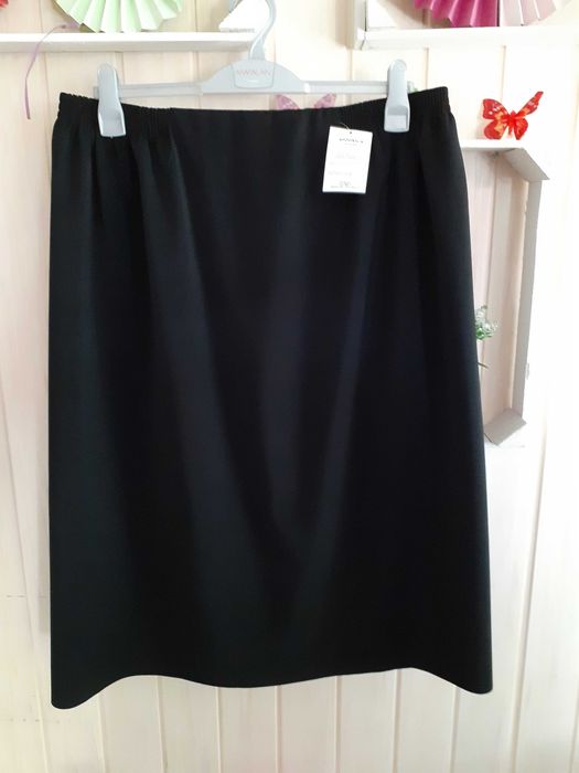 Duża czarna spódnica na gumie 48/50/52